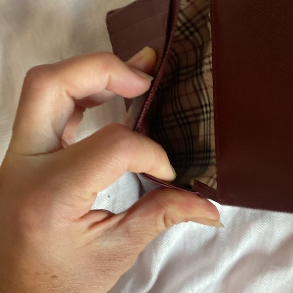 Burberry bifold leather wallet with some fabric plaid inside in GUC - Picture 7 of 14